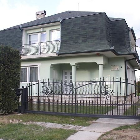 Orwa Apartmanok - Cedrus Koez Zalakaros Buitenkant foto